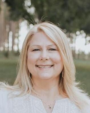 Headshot of Allison Ross