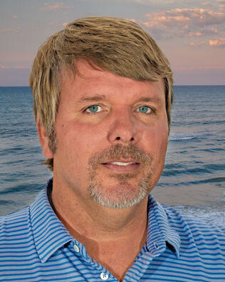 Headshot of Chuck Hill