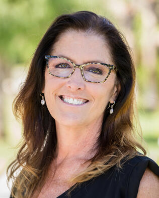 Headshot of Barbara Baldwin