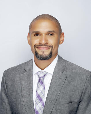Headshot of Bradley Connor