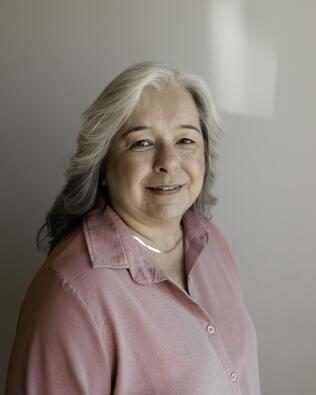 Headshot of Lisa Sheehy