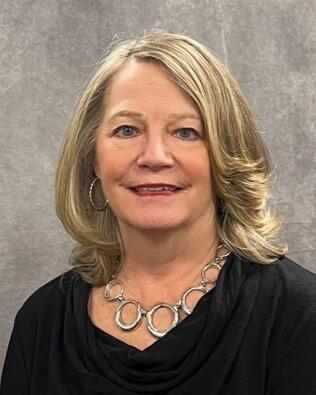 Headshot of Jayne Land