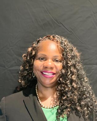 Headshot of Turiya Roberts