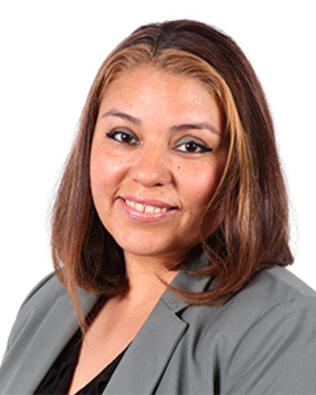 Headshot of Brenda Barrios