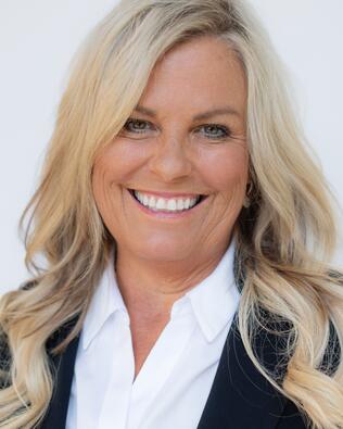 Headshot of Cindy Beckman