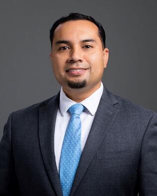 Headshot of Vidal Henriquez