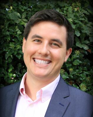 Headshot of Zach Morgan