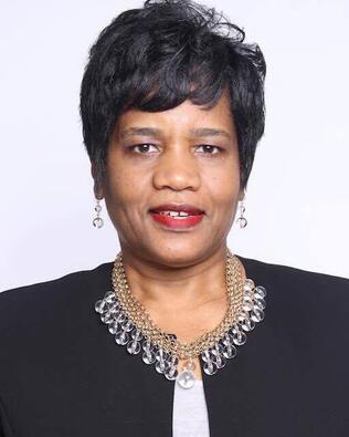 Headshot of Edna Sledge