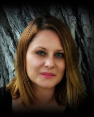 Headshot of Amberly Aranda