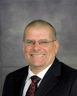 Headshot of Jeffrey Smothers