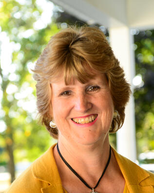 Headshot of Deborah Janke