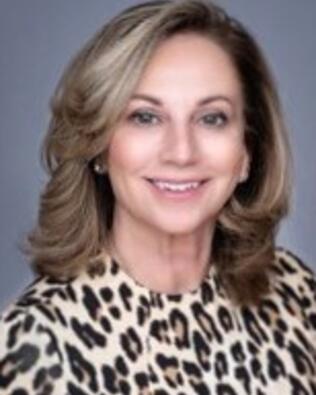 Headshot of Lisa Tiger