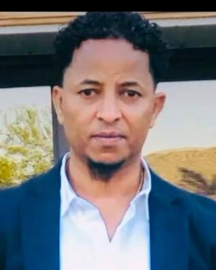 Headshot of Semere Gebre