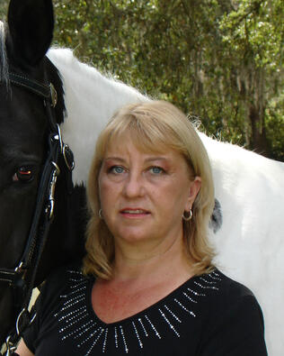 Headshot of Paula Frenette