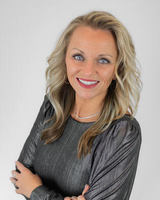 Headshot of Melyssa Stephenson