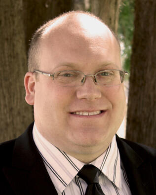 Headshot of Bob Jackowiak