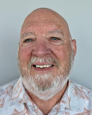 Headshot of Mark Fanning