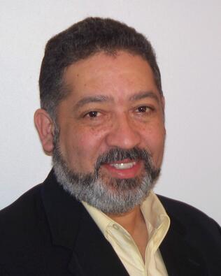 Headshot of Ethiel Melecio