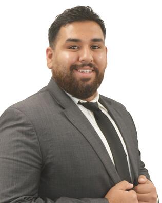Headshot of Ismael Equihua