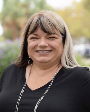 Headshot of Donna Benson-Todd