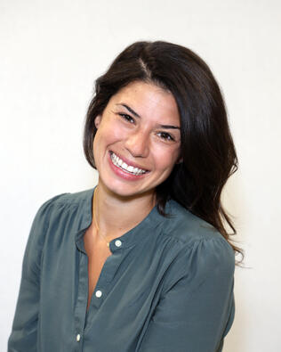 Headshot of Chelsea Root
