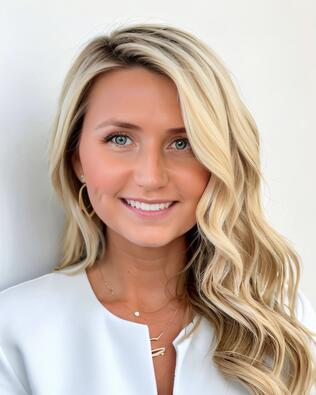 Headshot of Jessica Husebye