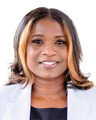 Headshot of Lashunda Murray