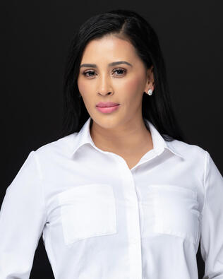 Headshot of Iliana Garcia