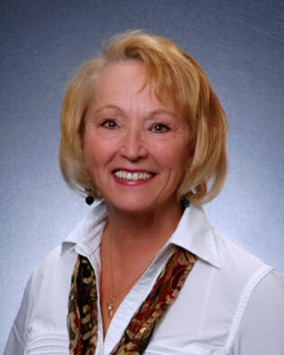 Headshot of Nancy Biermann