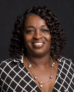 Headshot of Tywana Blackston REALTOR®