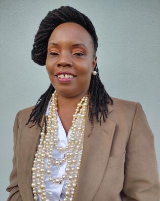 Headshot of Lavernia Victor