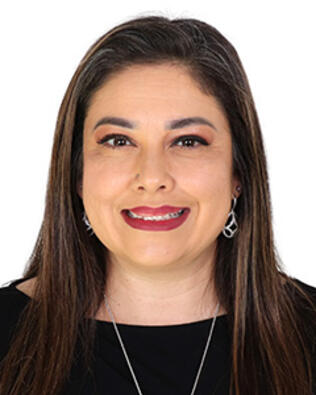 Headshot of Vanessa Lopez