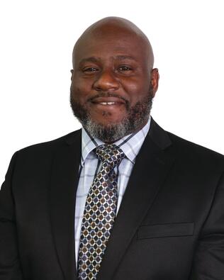 Headshot of Jerry Adeleye