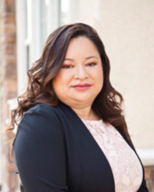 Headshot of Carolina Rivera