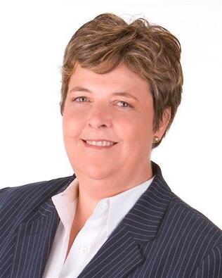 Headshot of Anne Bagnal