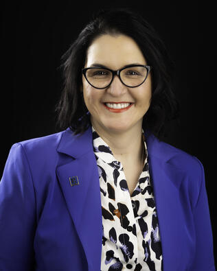 Headshot of Tammy Lumpkin