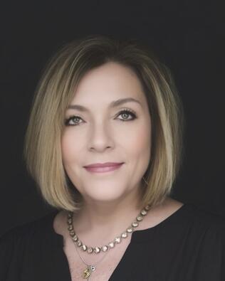 Headshot of Leslie Offie