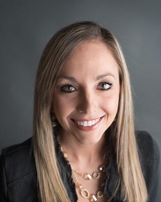Headshot of Lindsey Richards