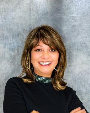 Headshot of Luz Arenas