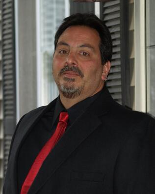 Headshot of Michael Guglielmo