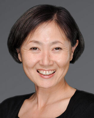 Headshot of Kumiko Tanaka-Rosier