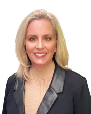 Headshot of Stephanie Mohr