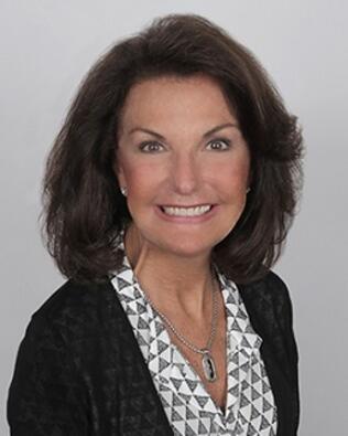 Headshot of Angela IL Grande-Sicoli