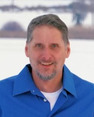 Headshot of Ed Fields