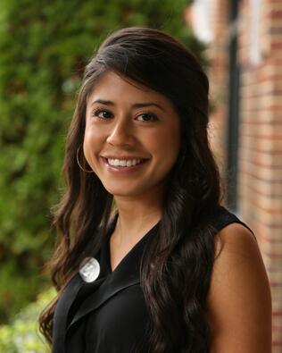 Headshot of Iris Jaimes