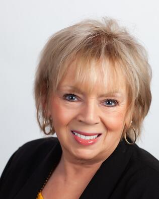 Headshot of Barbara Bradshaw