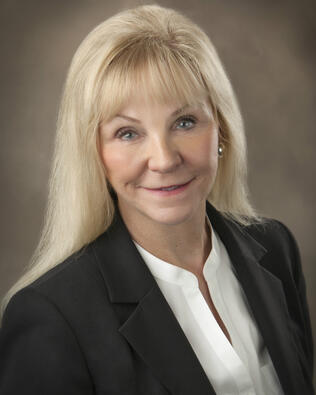 Headshot of Diane Quigley