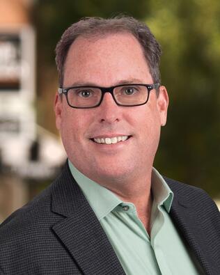 Headshot of Brandon McCarter