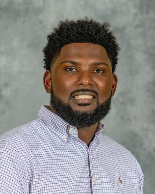 Headshot of Oliver Keys