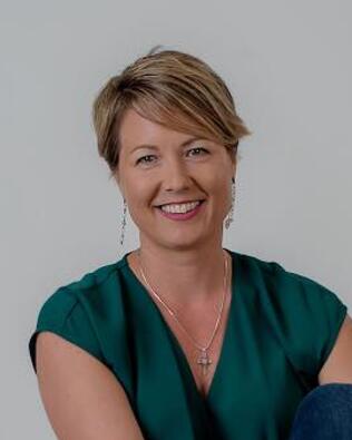 Headshot of Kim Jeffers